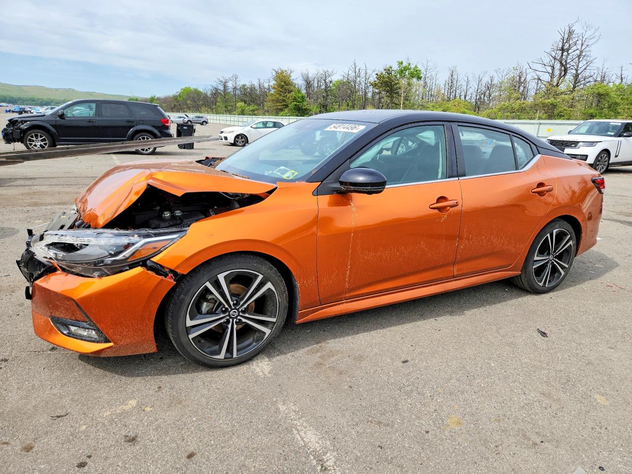 Salvage Nissan Sentra Image