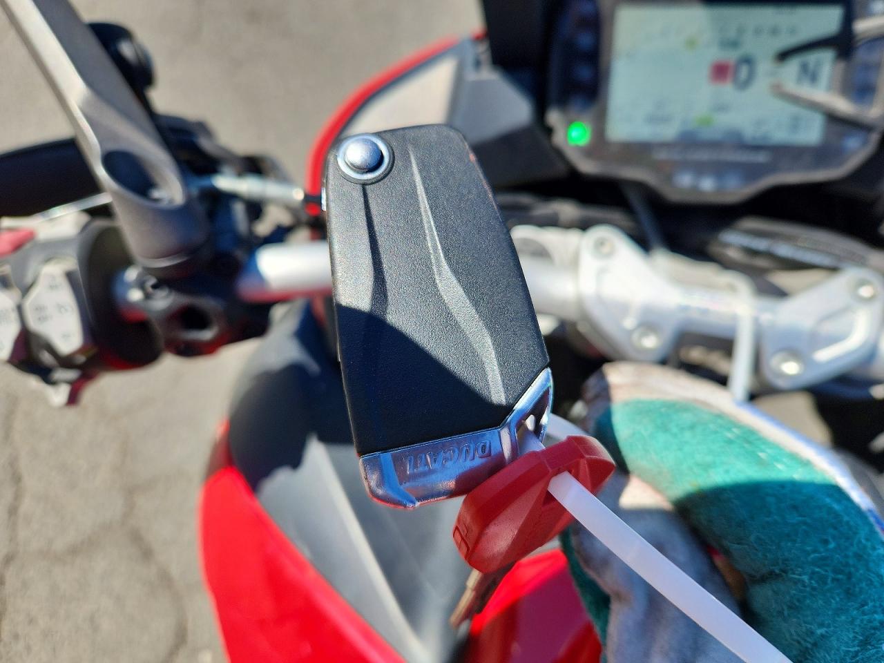 Ducati Multistrad 950