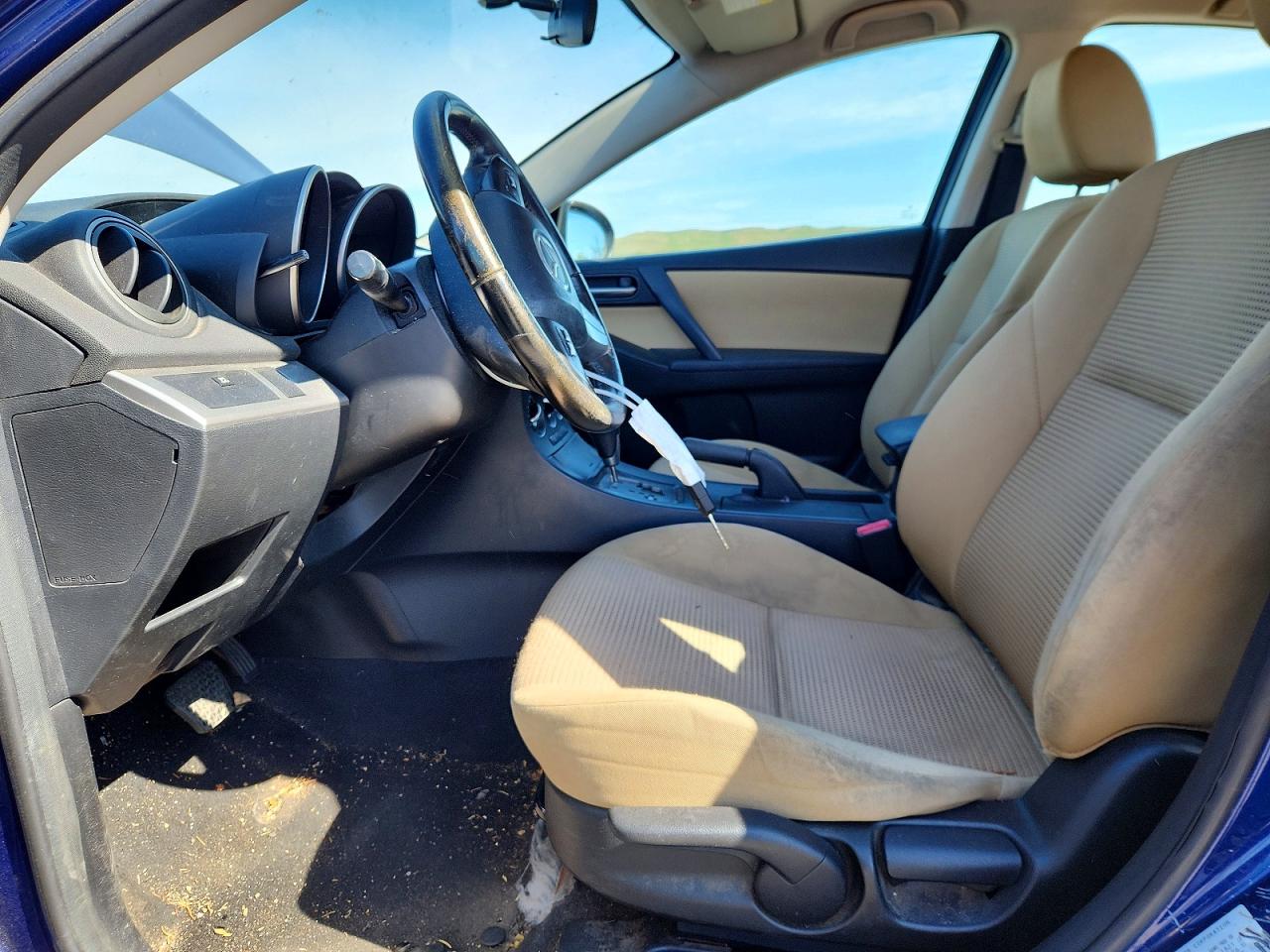 Mazda 3 I
