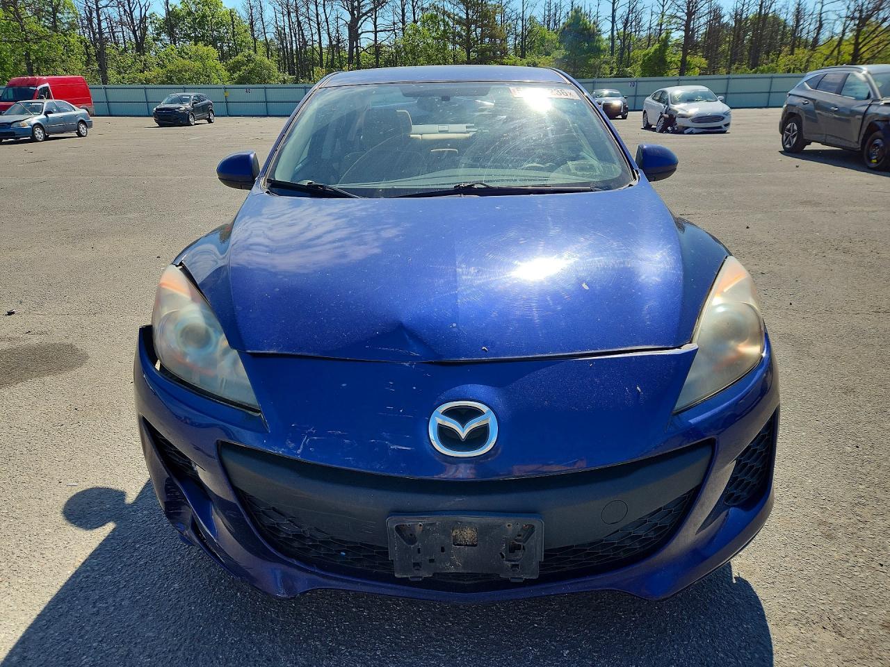 Mazda 3 I