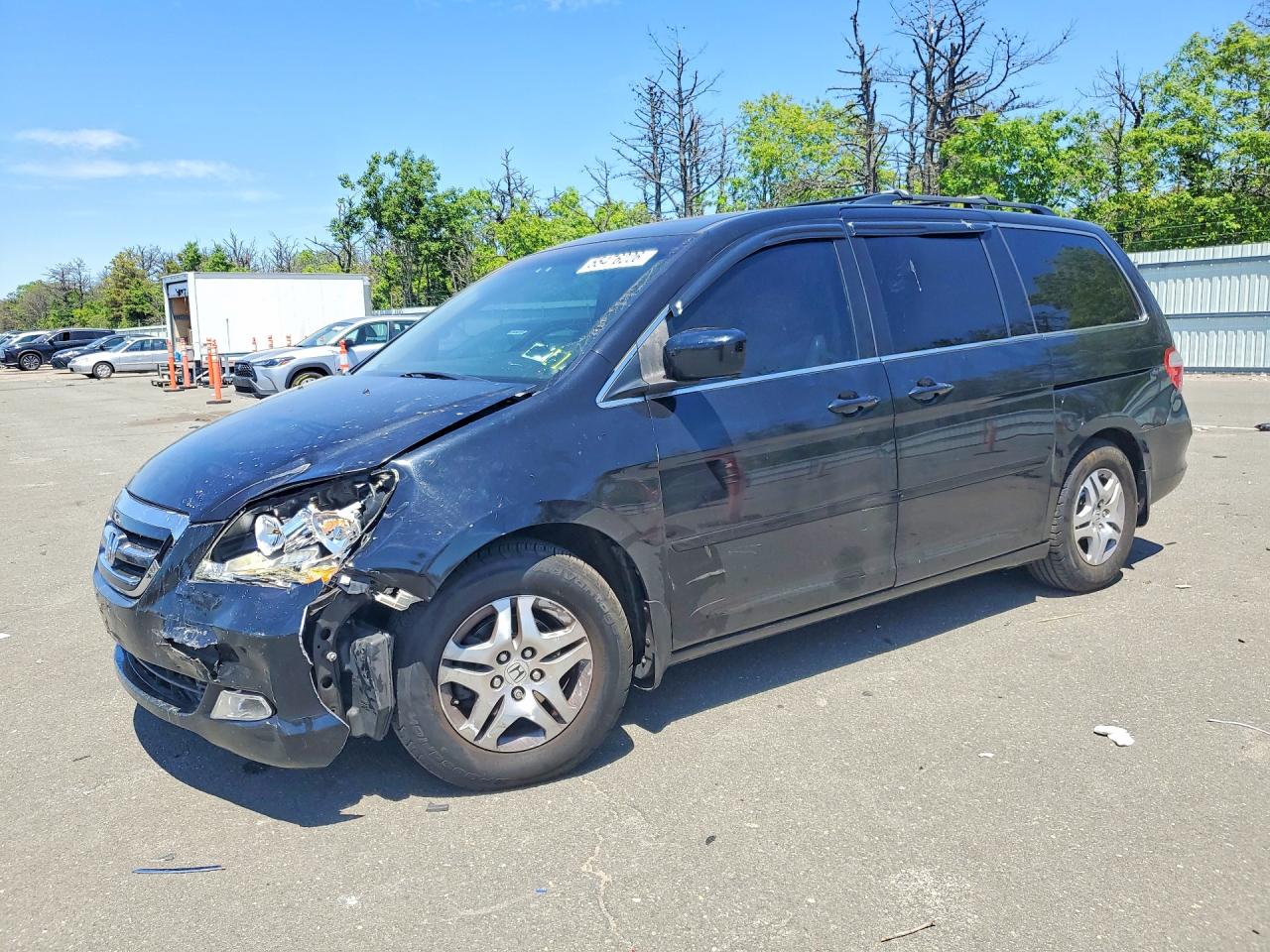 Salvage Honda Odyssey Image