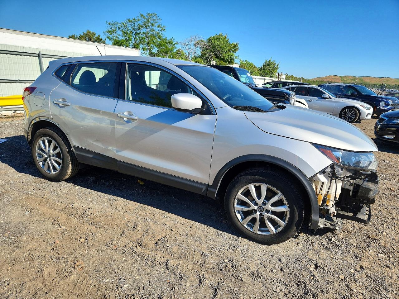 Nissan Rogue S