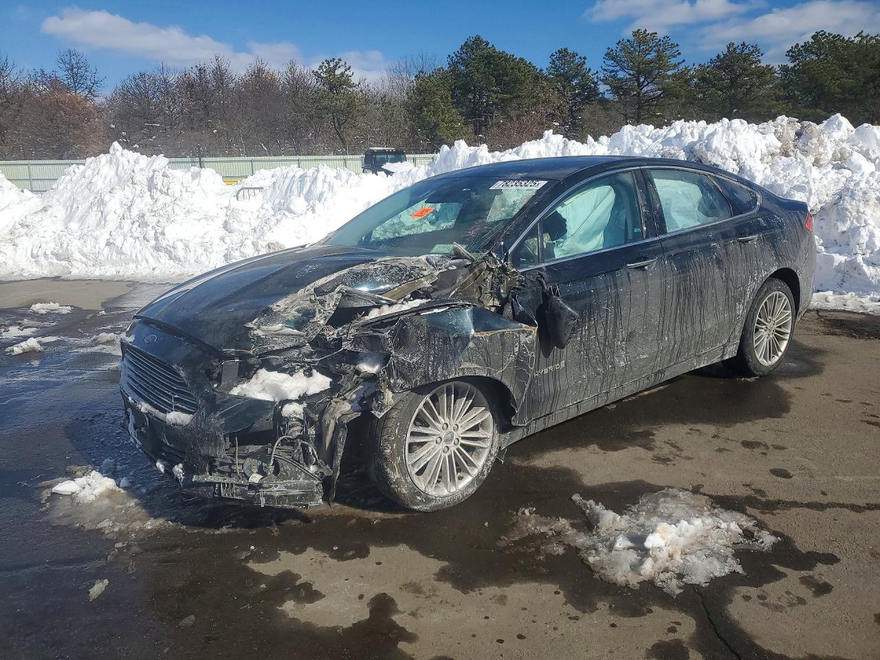 Salvage Ford Fusion Image