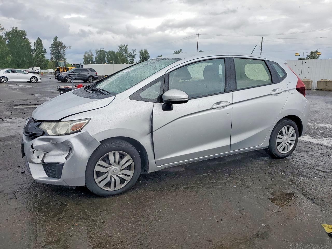 Salvage Honda Fit Image
