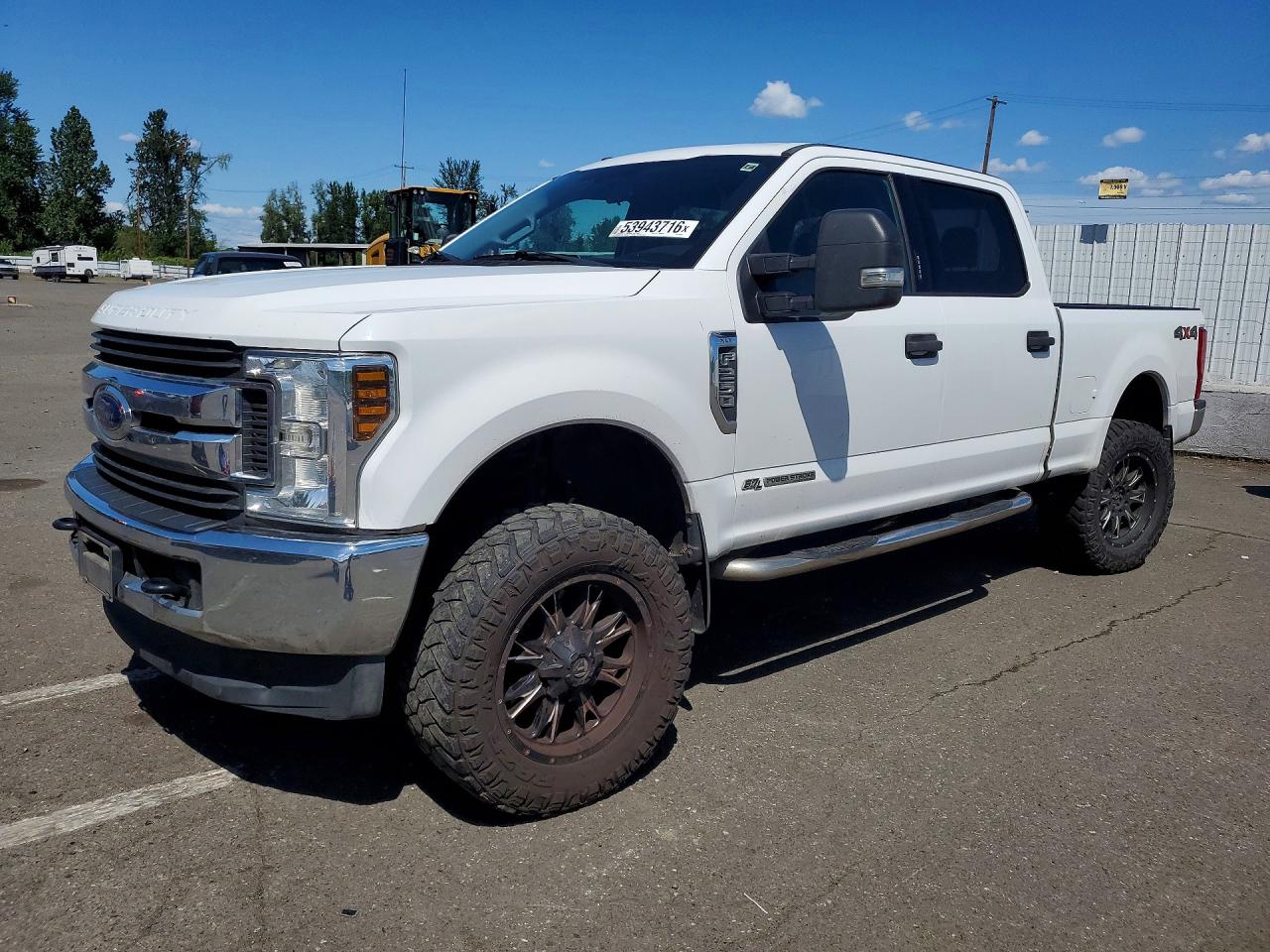 Salvage Ford F-250 Image