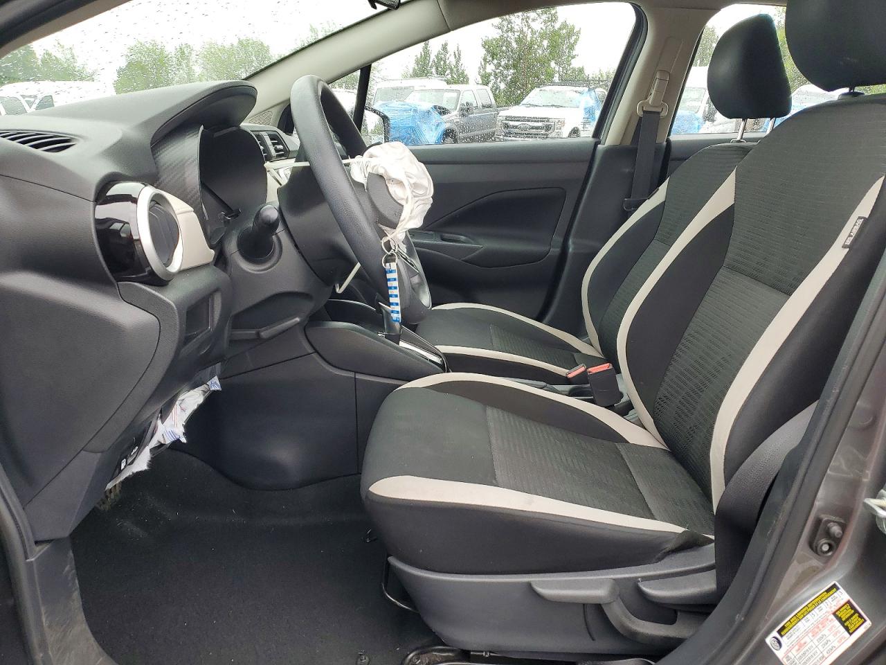 Nissan Versa Sv
