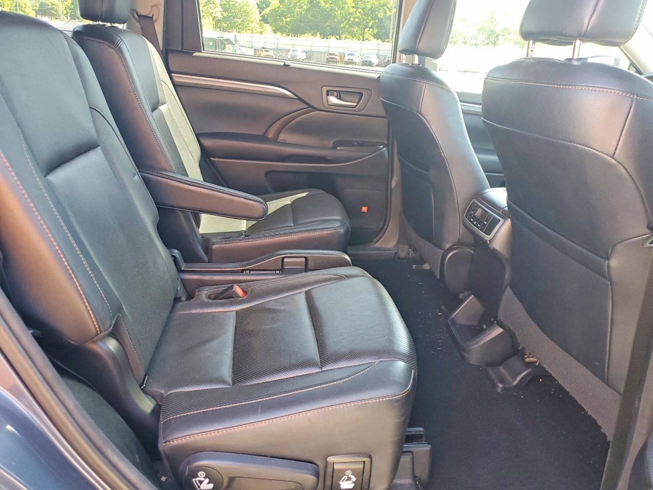 Toyota Highlander Limited
