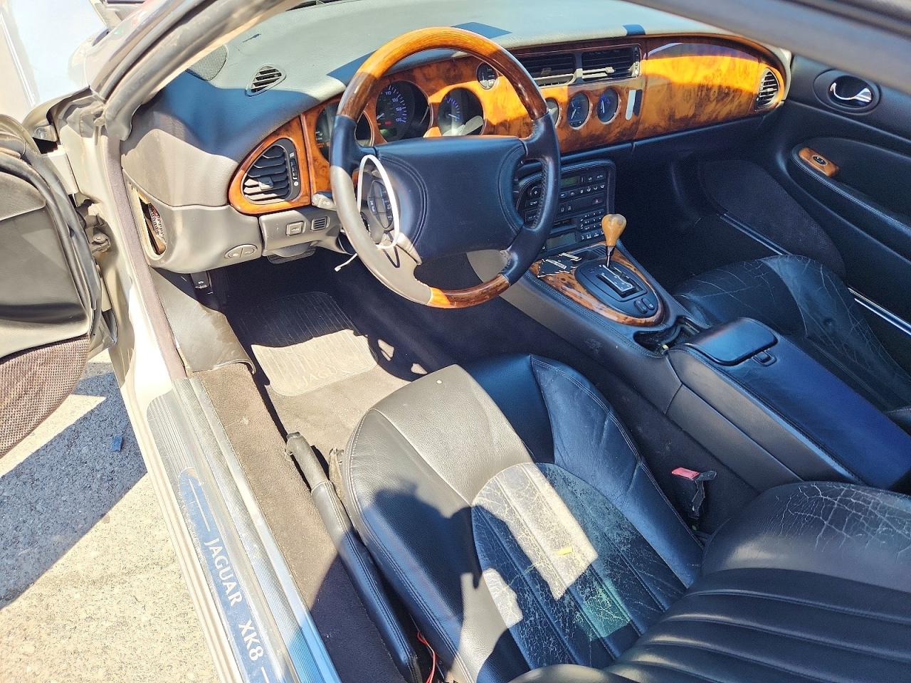 Jaguar Xk8
