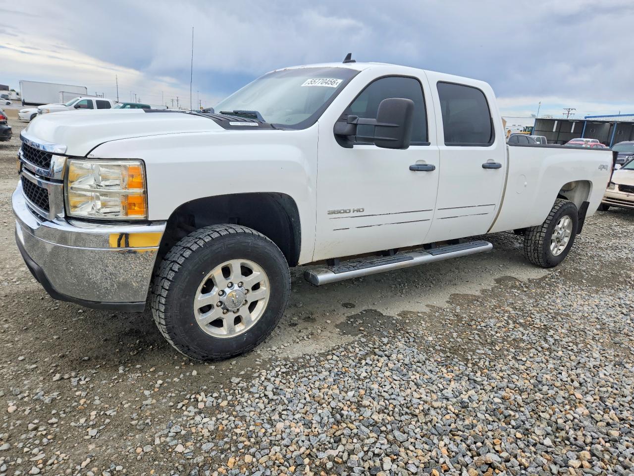 Salvage Chevrolet Silverado Image