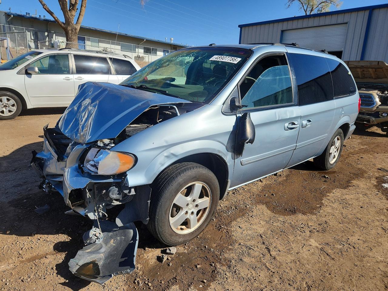 Salvage Dodge Caravan Image