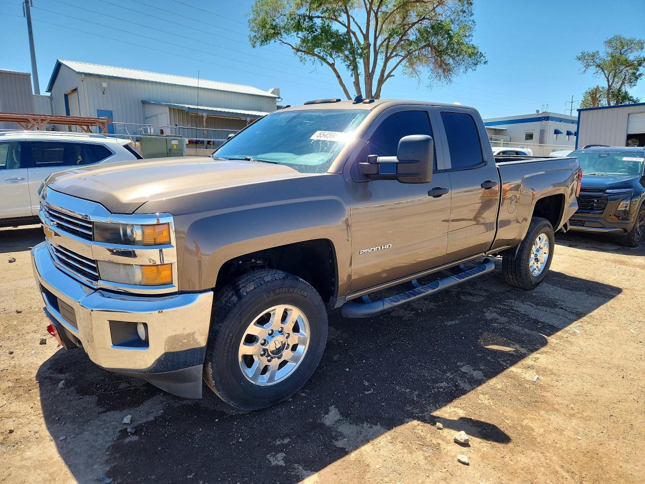 Salvage Chevrolet Silverado Image