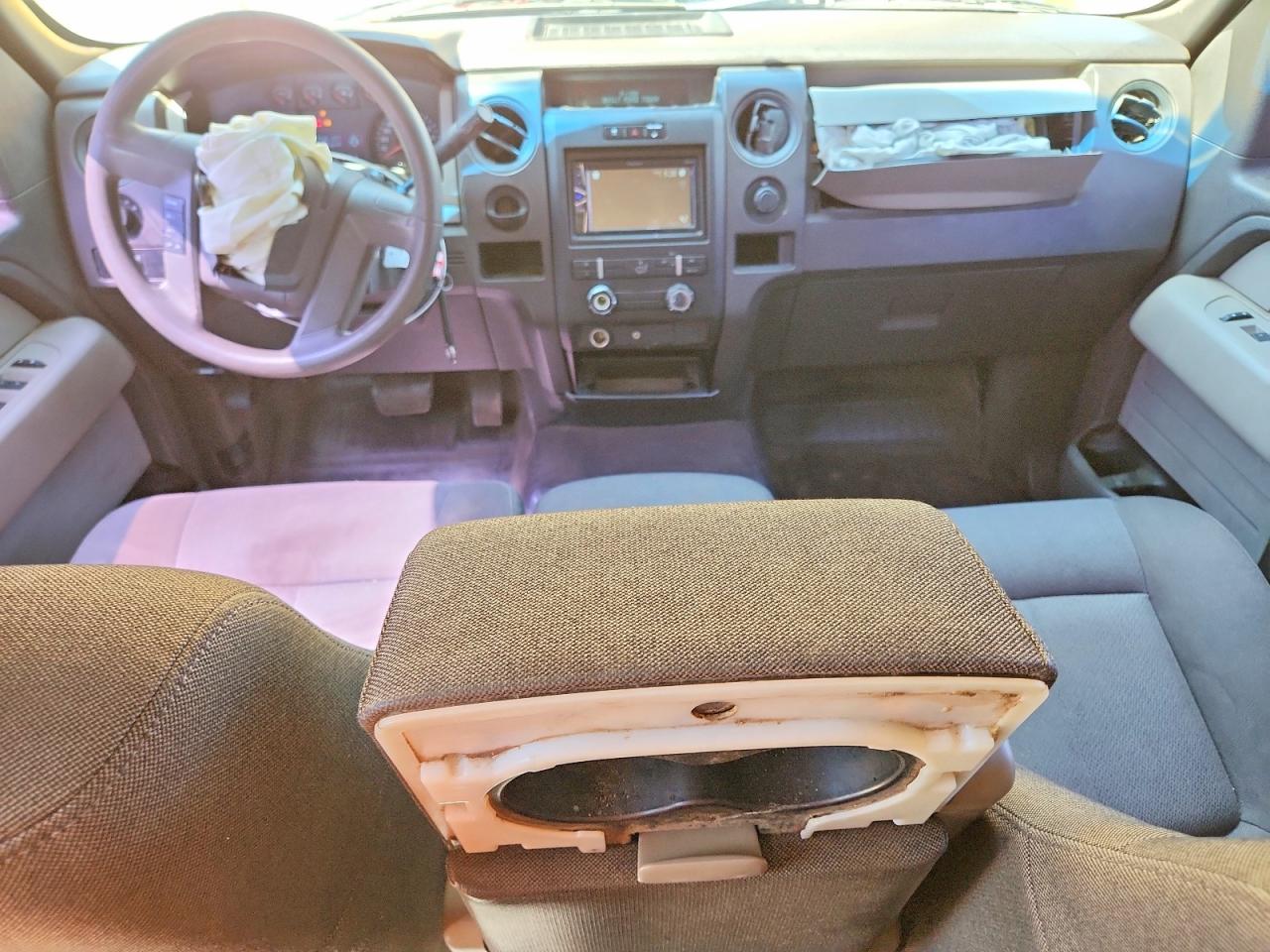 Ford F-150 Super Cab