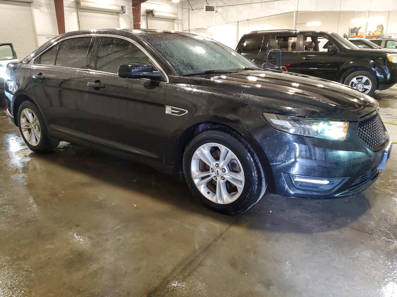 Ford Taurus Sel