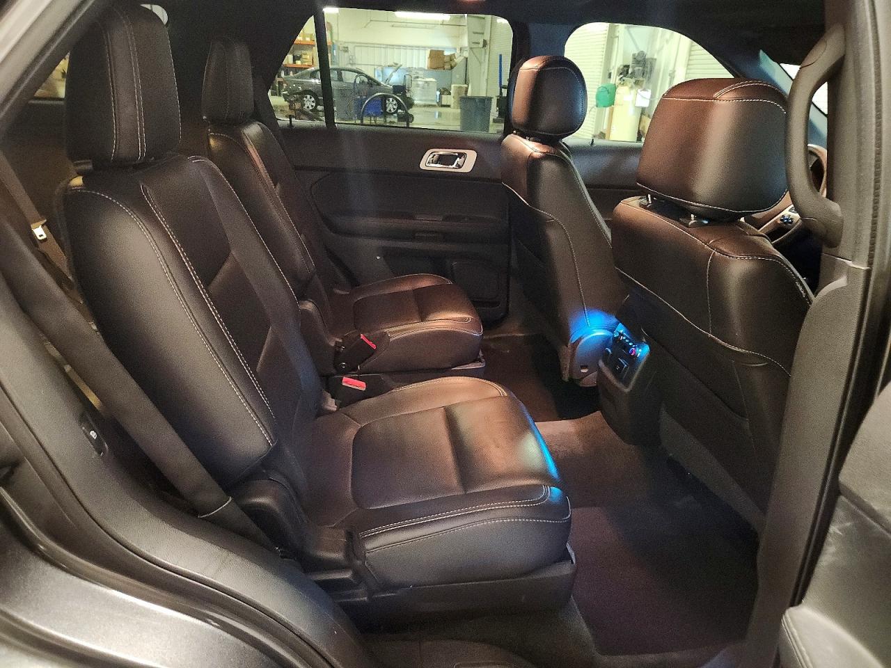 Ford Explorer Sport