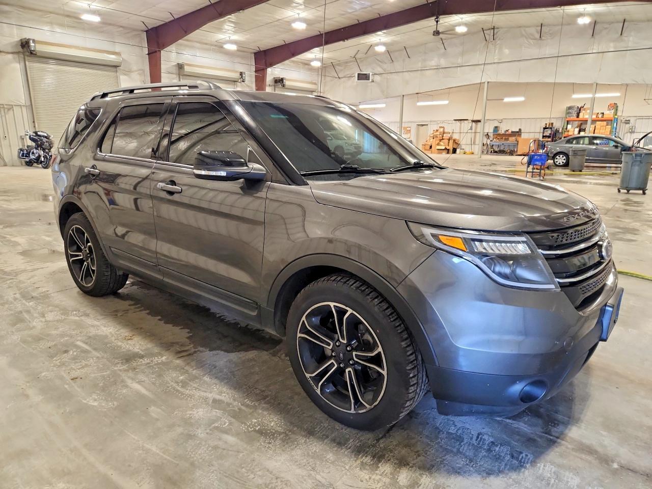 Ford Explorer Sport