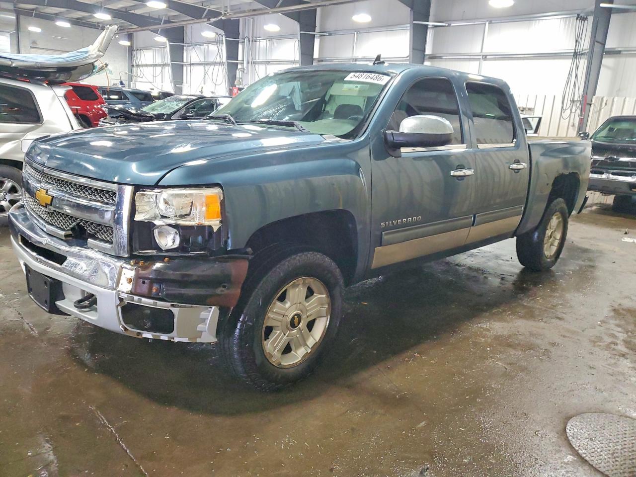 Salvage Chevrolet Silverado Image