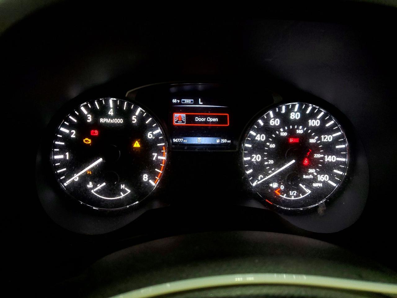 Nissan Pathfinder S