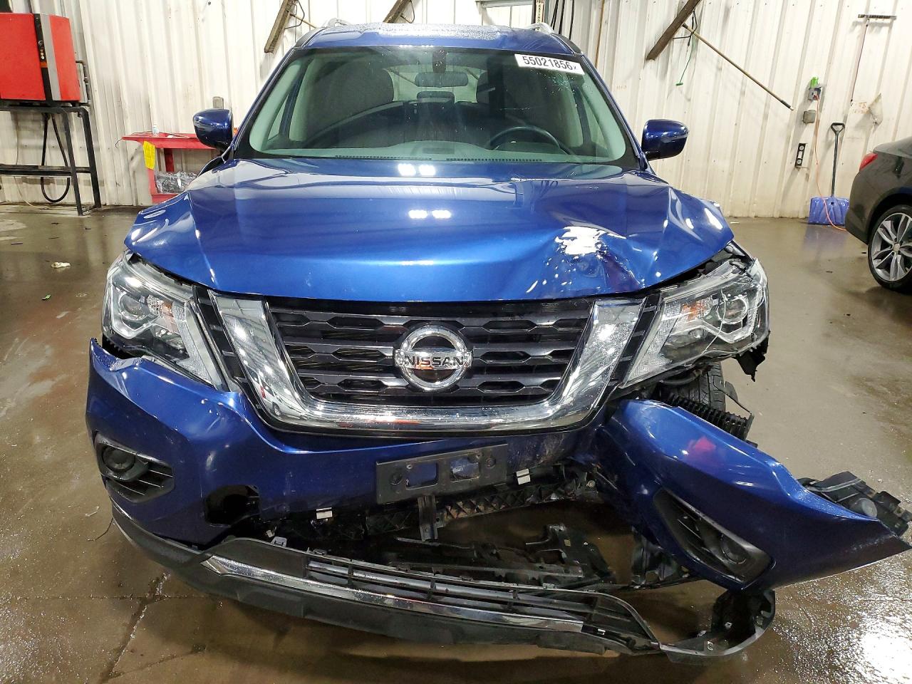 Nissan Pathfinder S