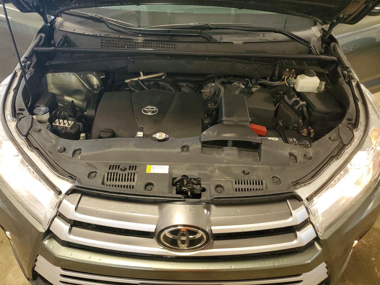 Toyota Highlander Xle