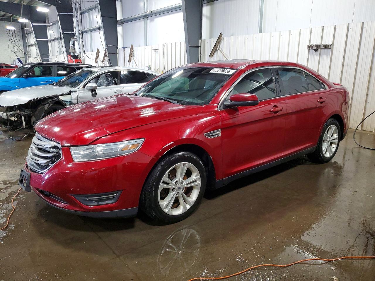 Salvage Ford Taurus Image