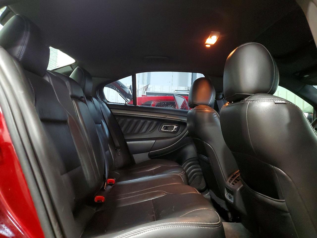 Ford Taurus Sel