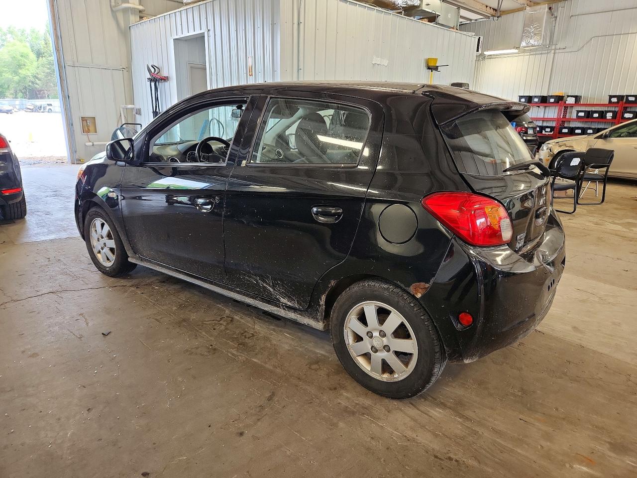 Mitsubishi Mirage Es