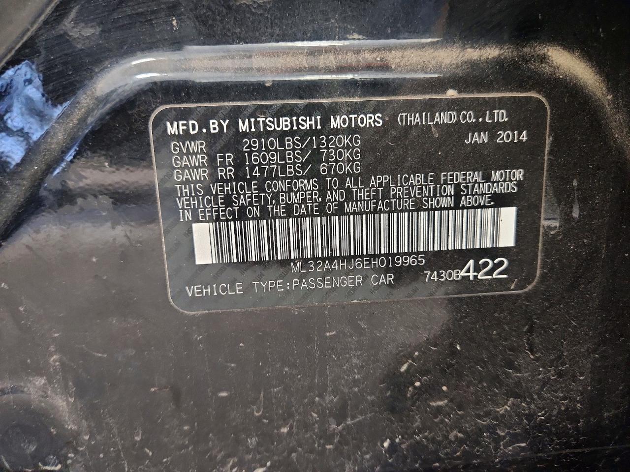 Mitsubishi Mirage Es