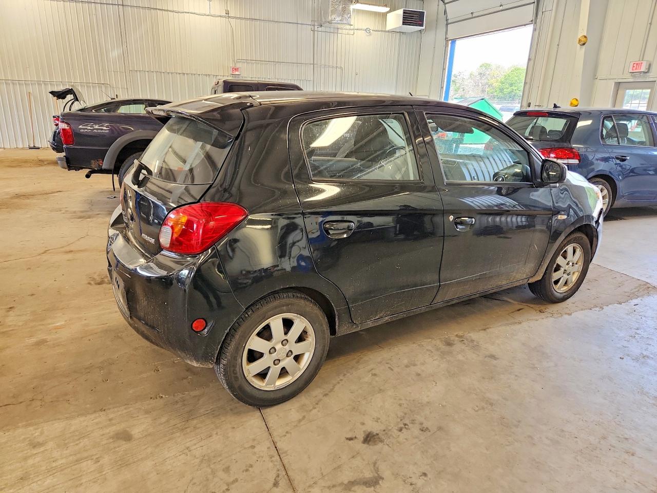 Mitsubishi Mirage Es