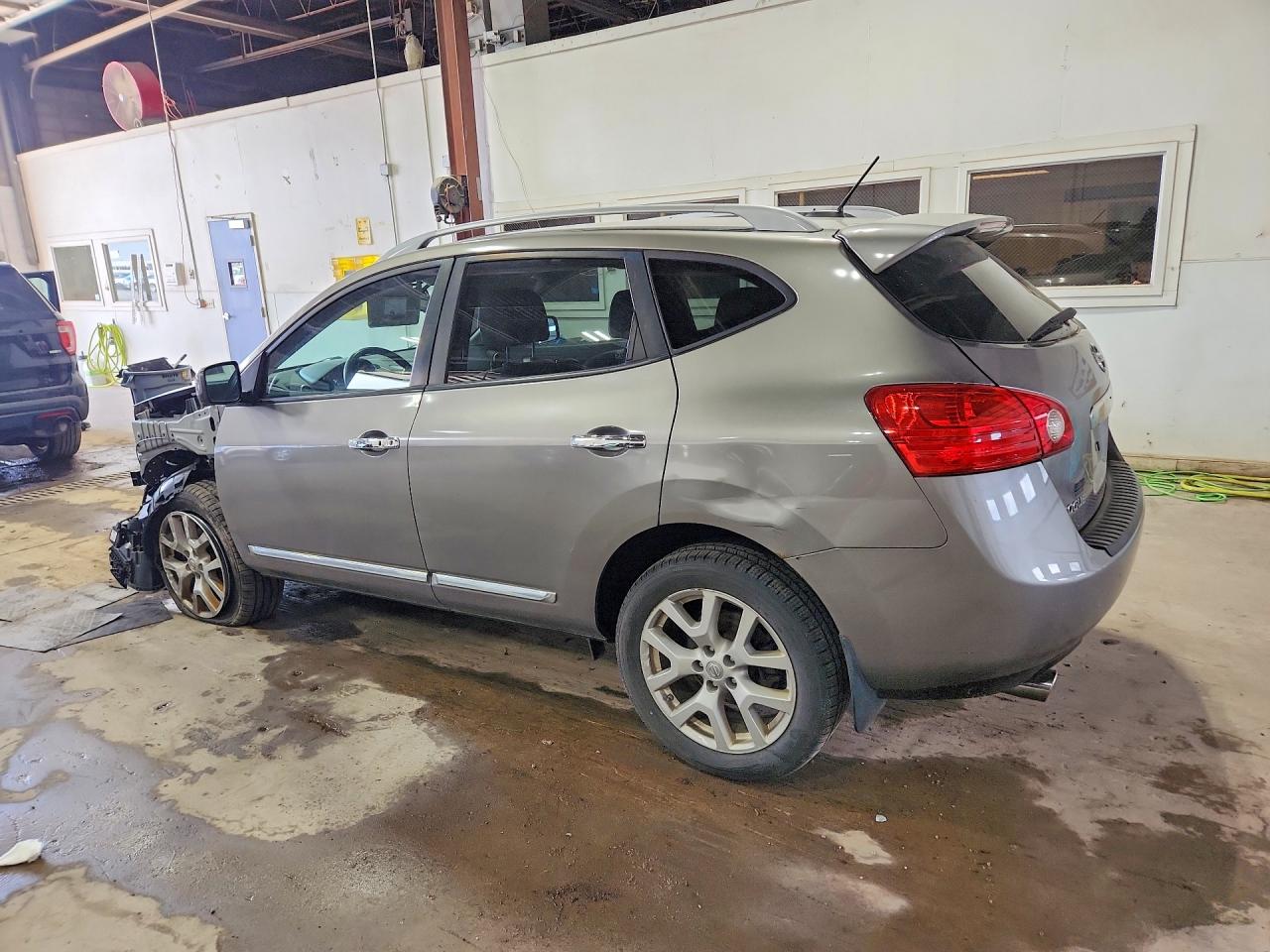 Nissan Rogue S