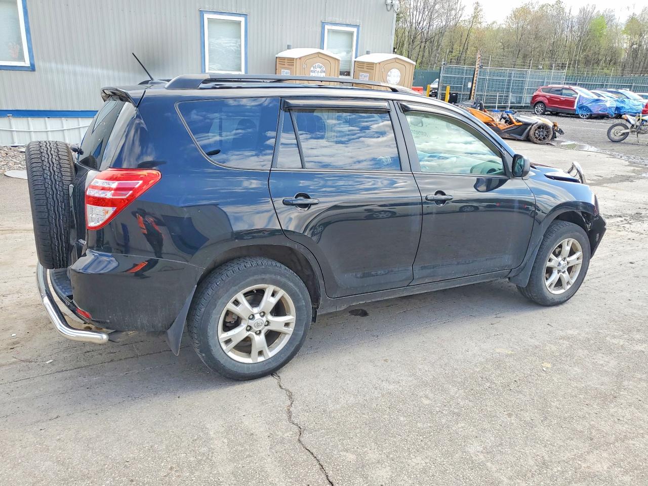 Toyota RAV4 Base