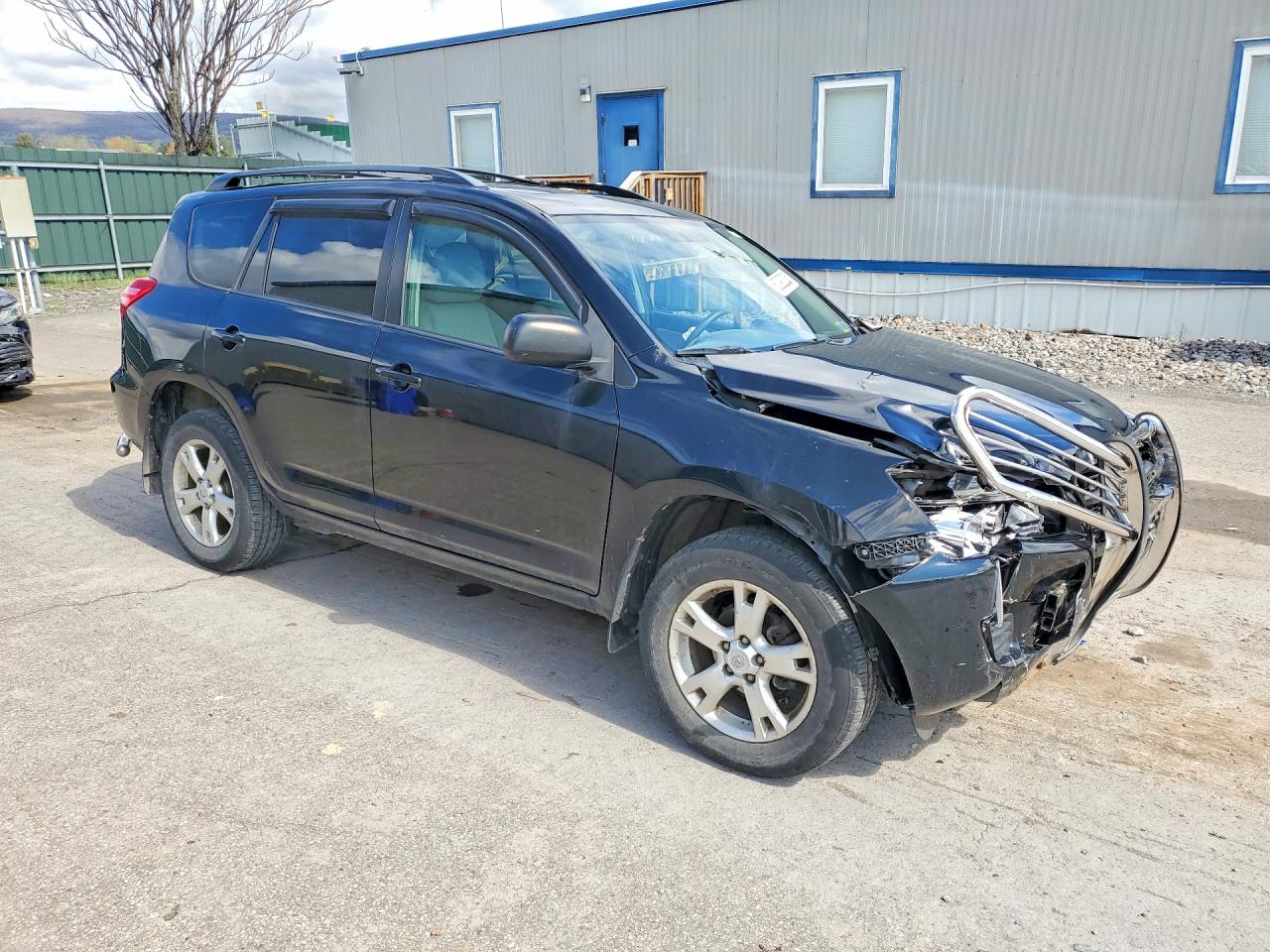 Toyota RAV4 Base