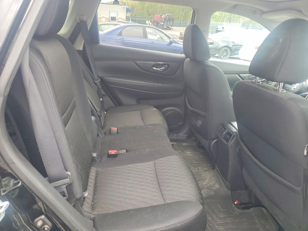 Nissan Rogue Sv