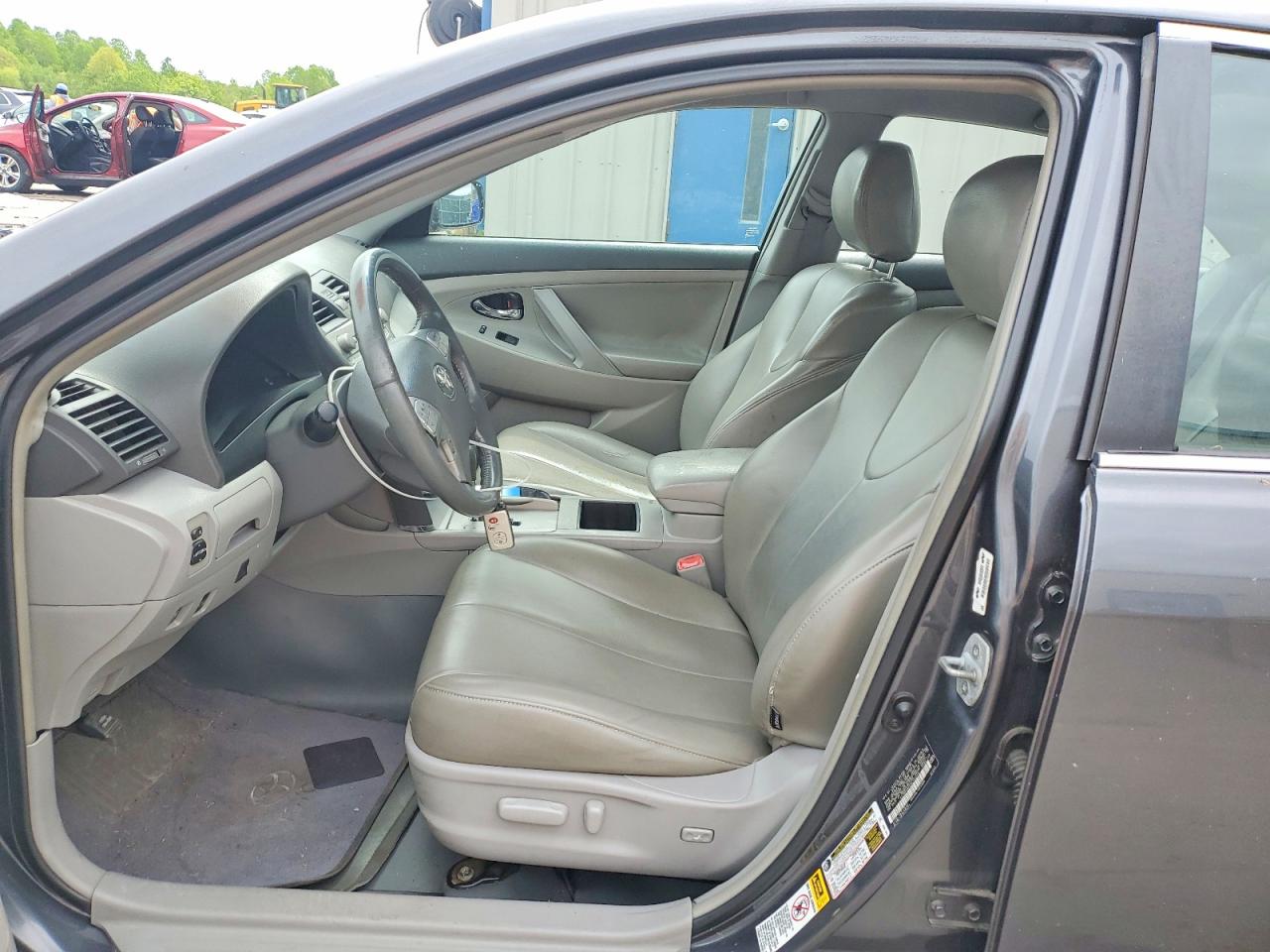 Toyota Camry Hybrid