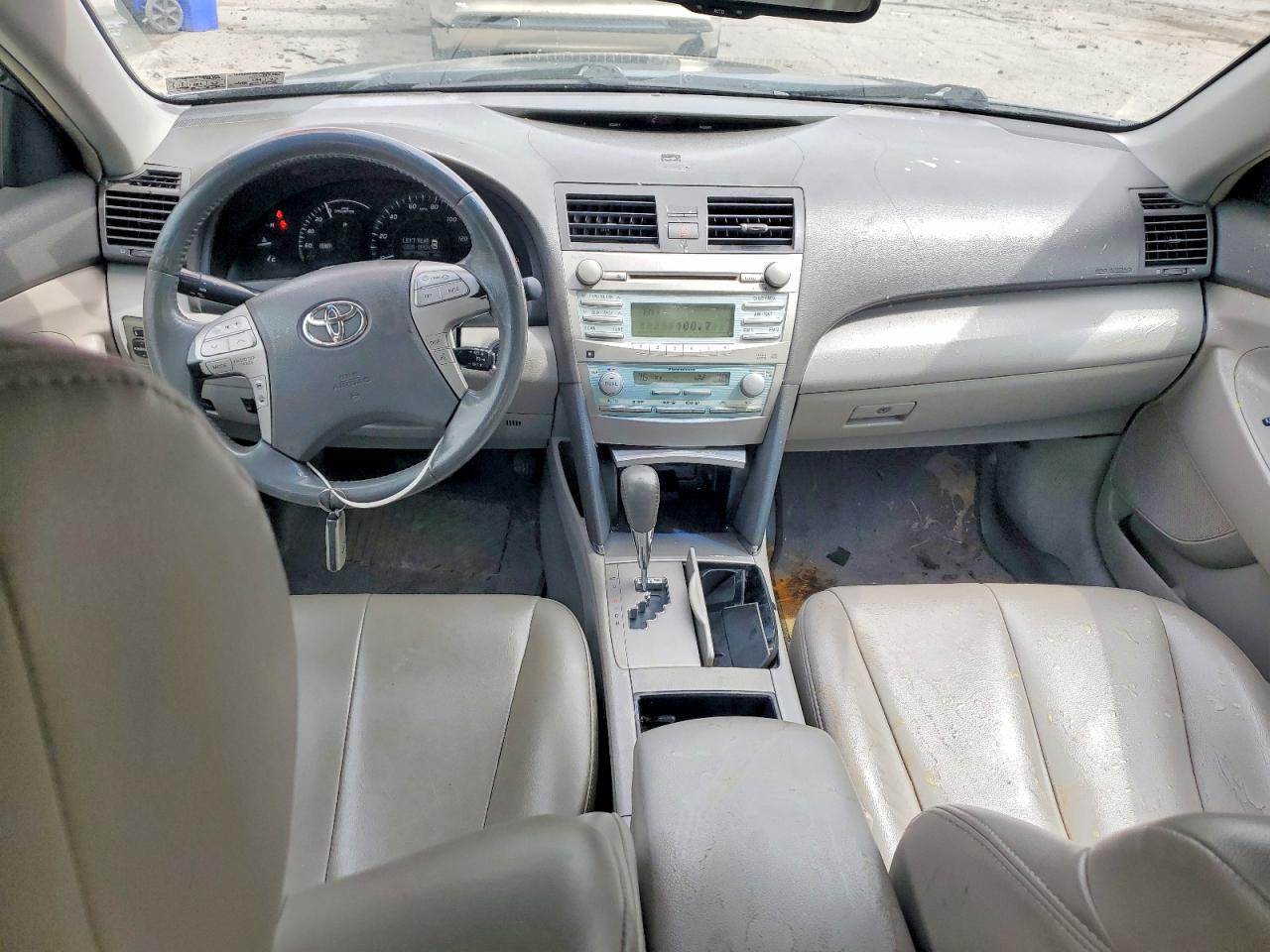 Toyota Camry Hybrid