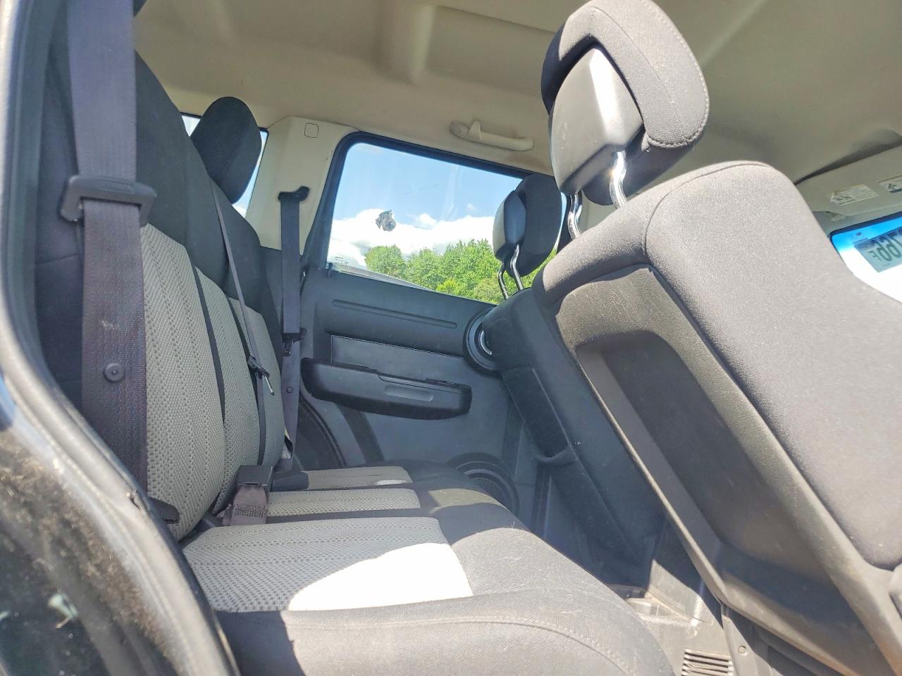 Dodge Nitro Se