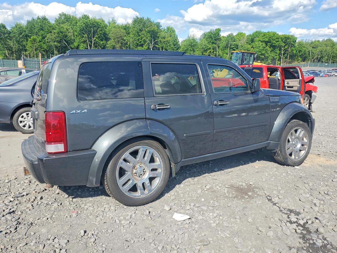 Dodge Nitro Se