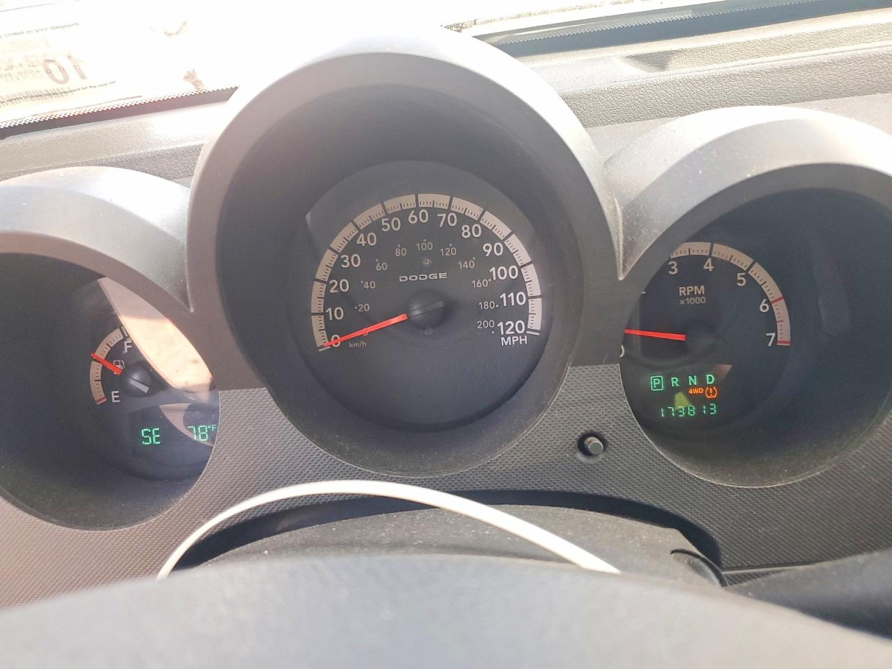 Dodge Nitro Se