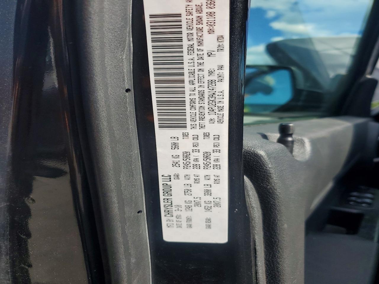Dodge Nitro Se