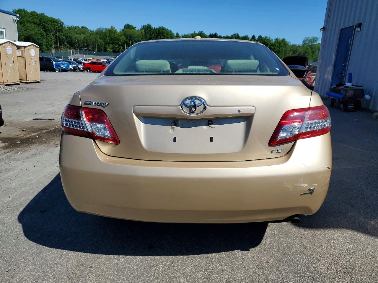 Toyota Camry Le