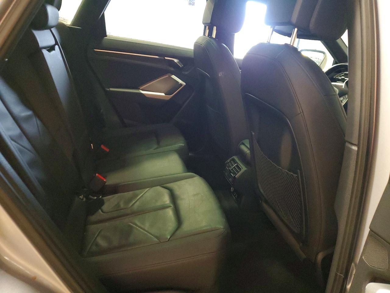 Audi Q3 Premium 40