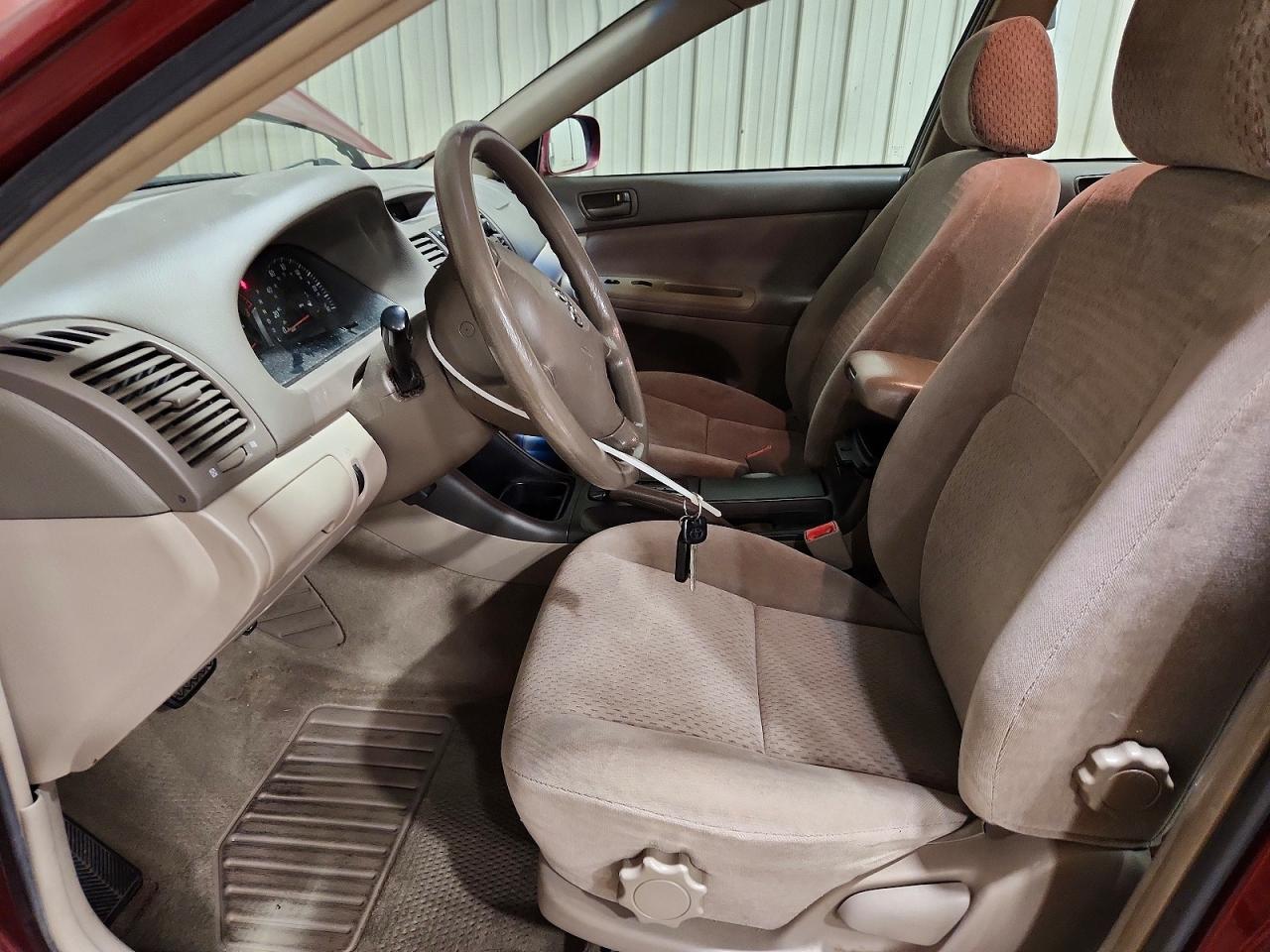 Toyota Camry Le