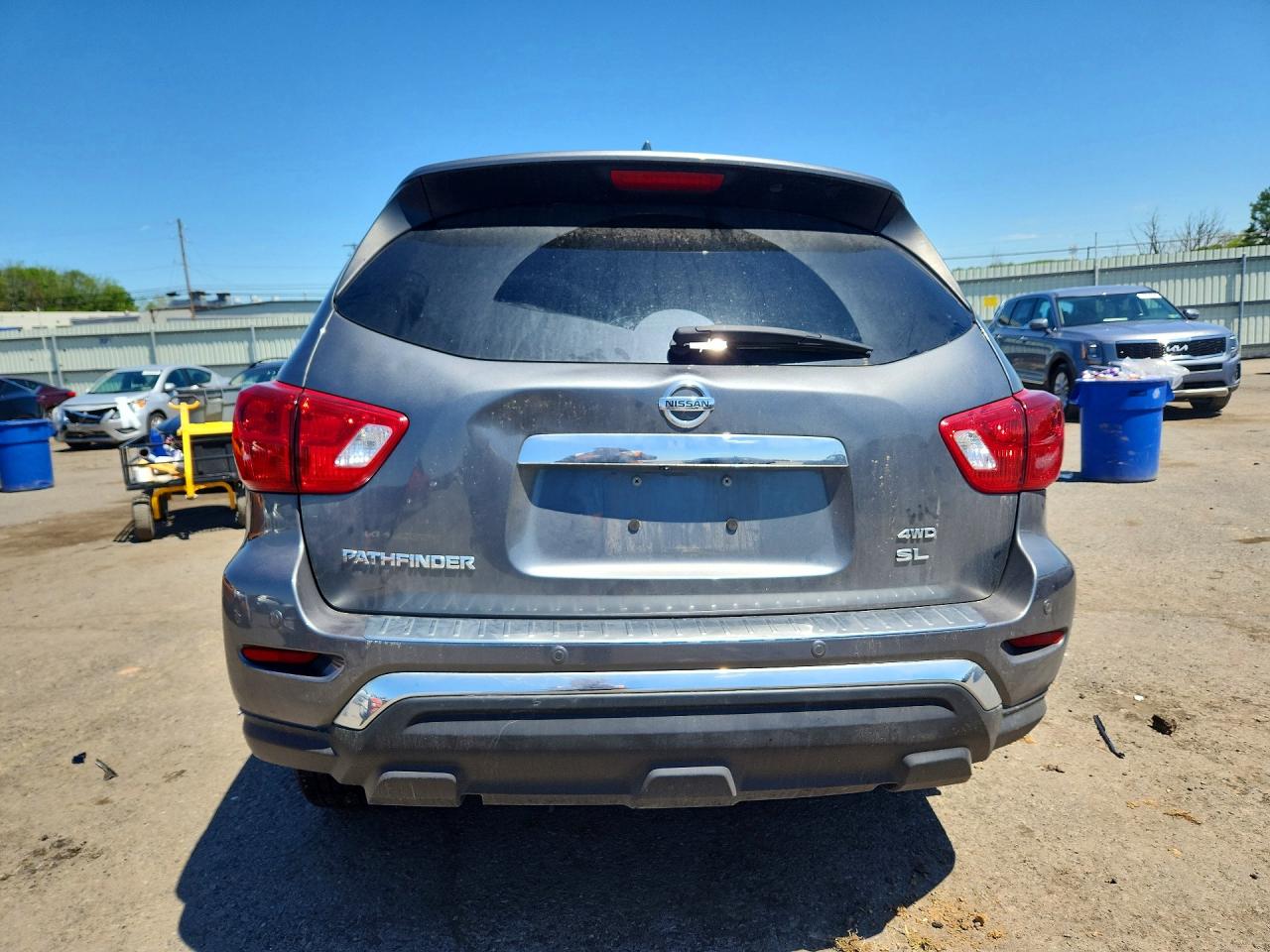 Nissan Pathfinder Sl