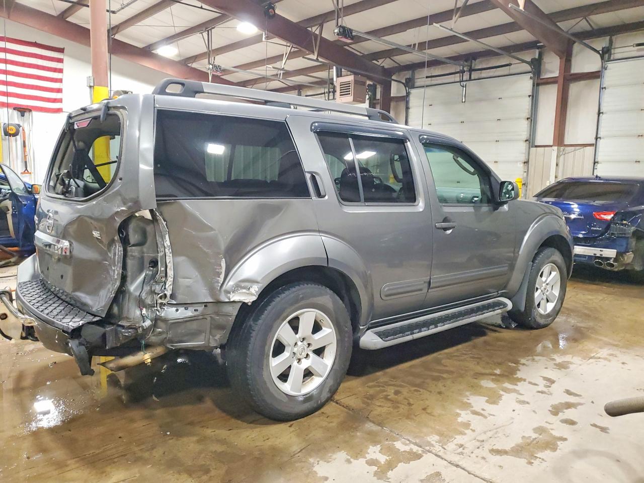 Nissan Pathfinder S
