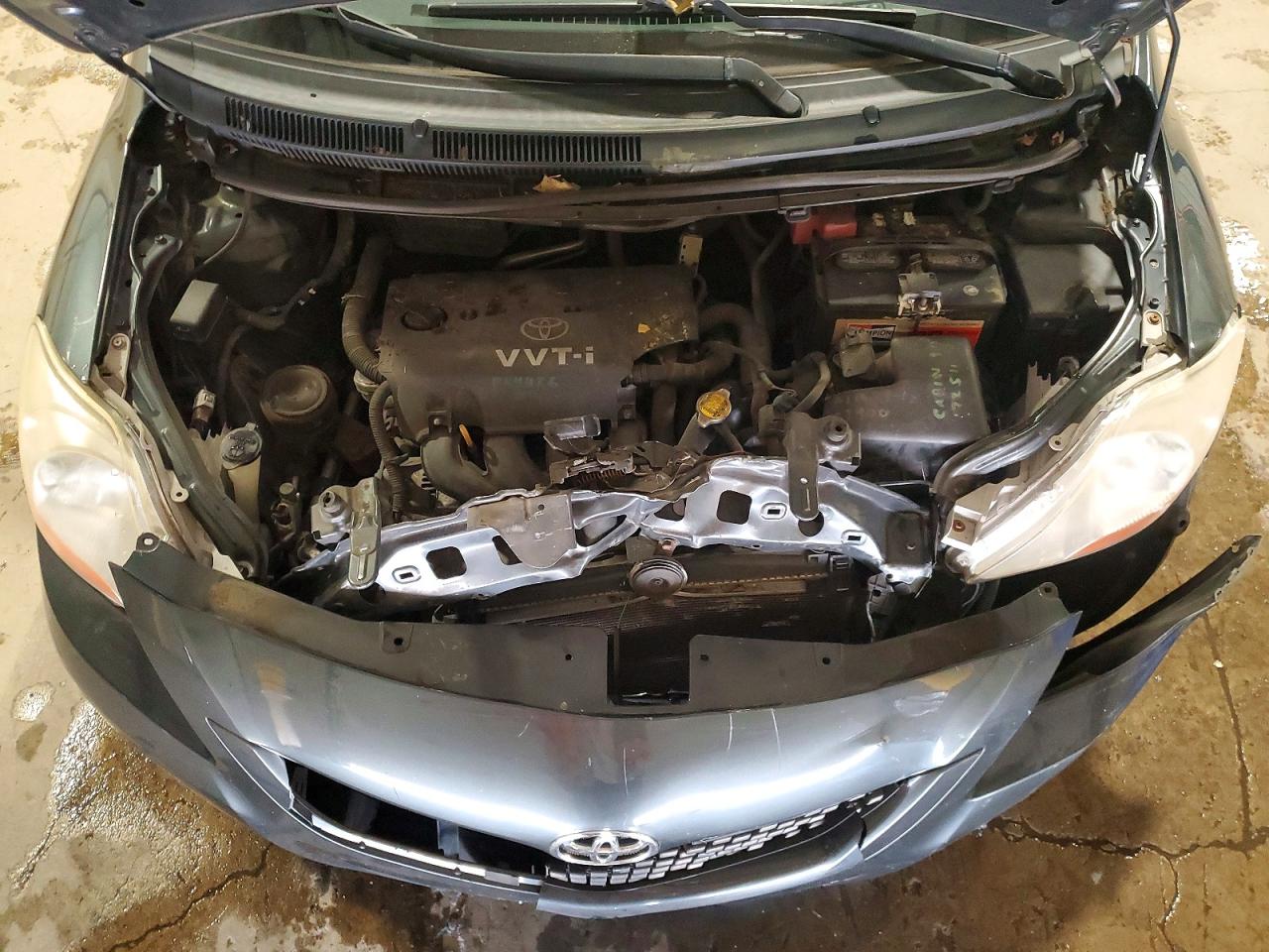 Toyota Yaris Base