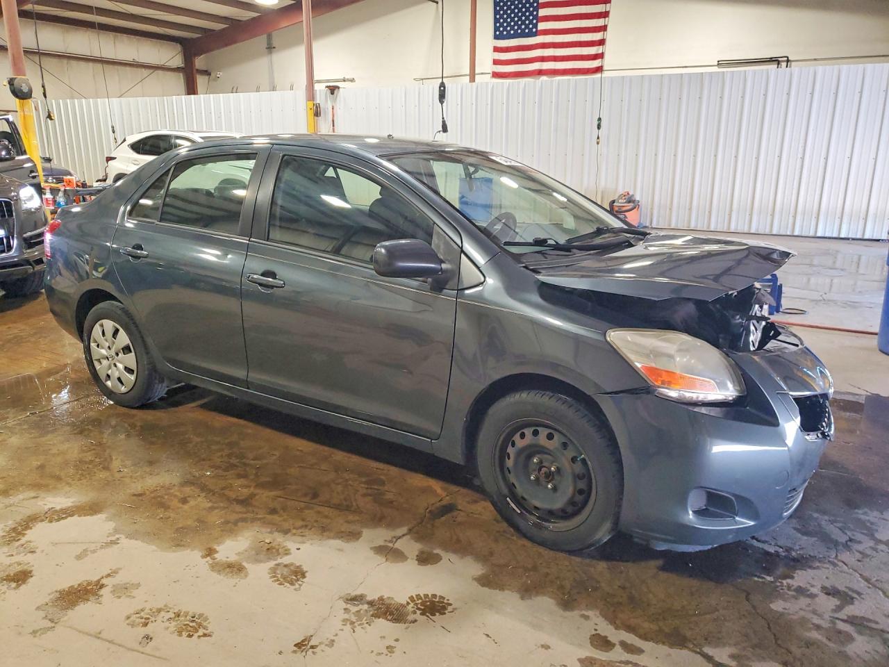 Toyota Yaris Base