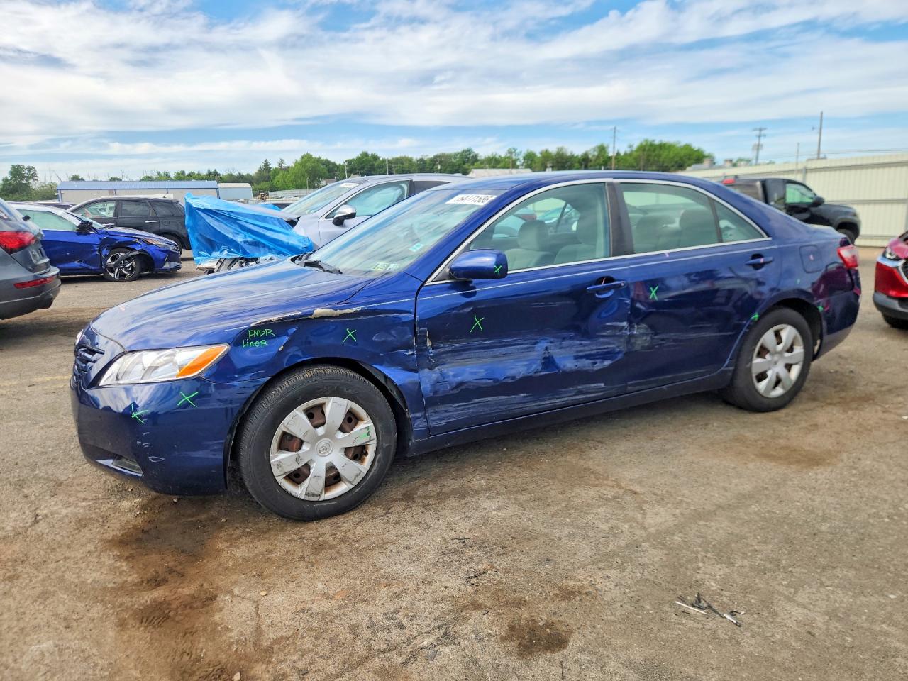 Salvage Toyota Camry Image