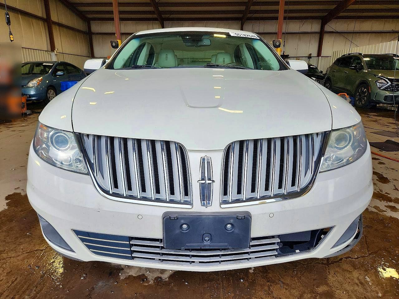 Lincoln MKS