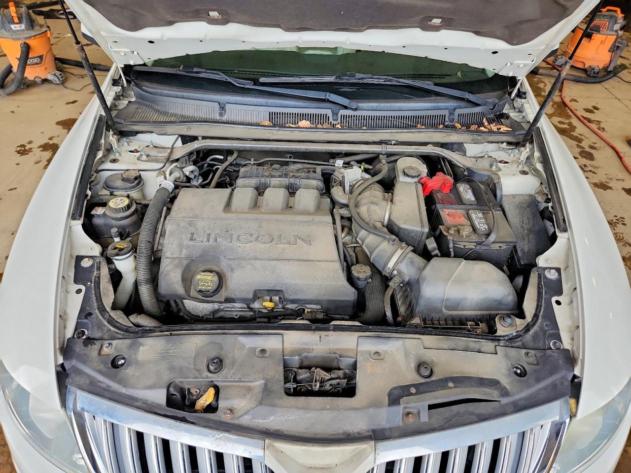 Lincoln MKS