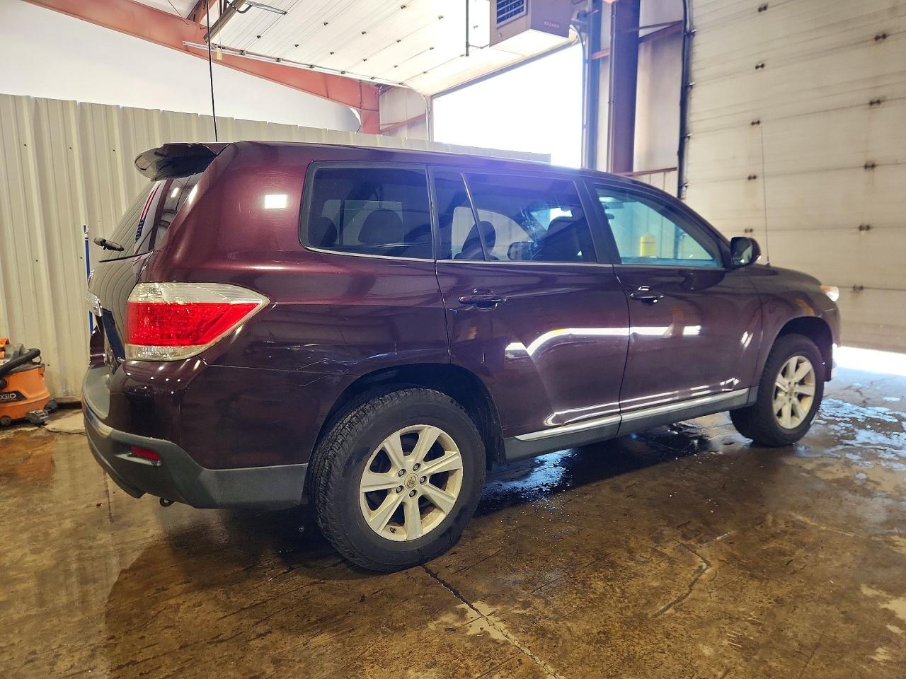 Toyota Highlander Base
