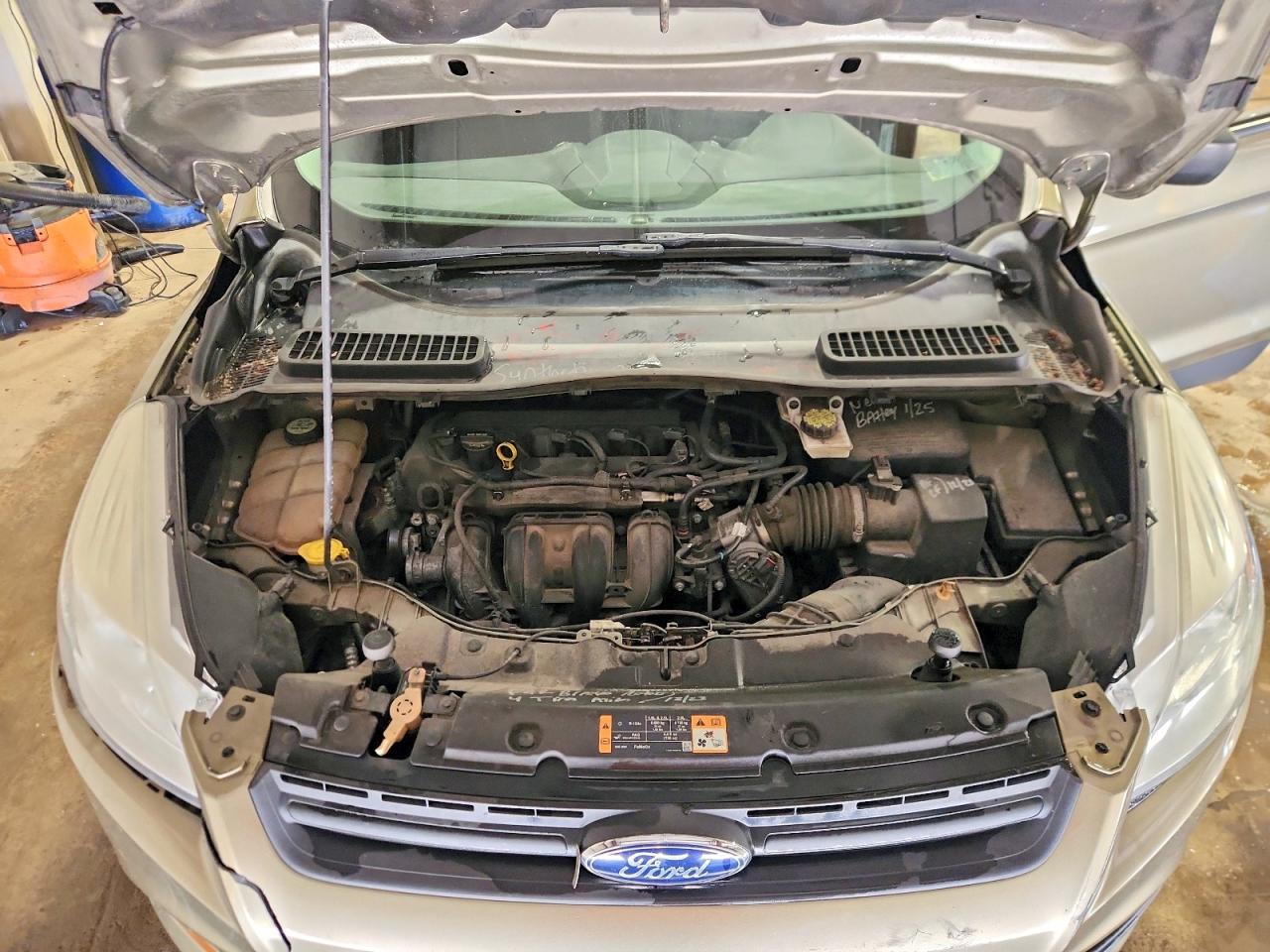 Ford Escape S